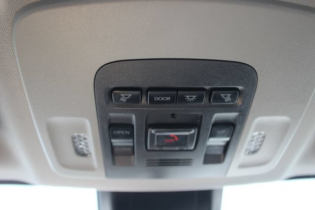 Used 2021 Toyota Camry SE AWD/4WD image 12