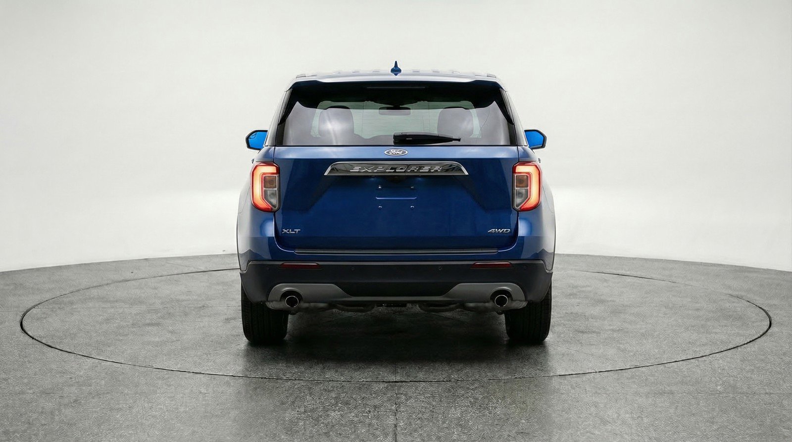 Used 2024 Ford Explorer Limited image 7