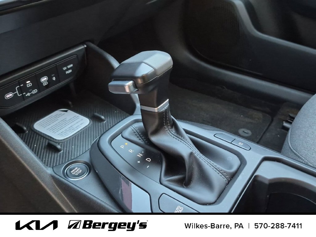 Certified 2025 Kia K4 EX FWD image 29