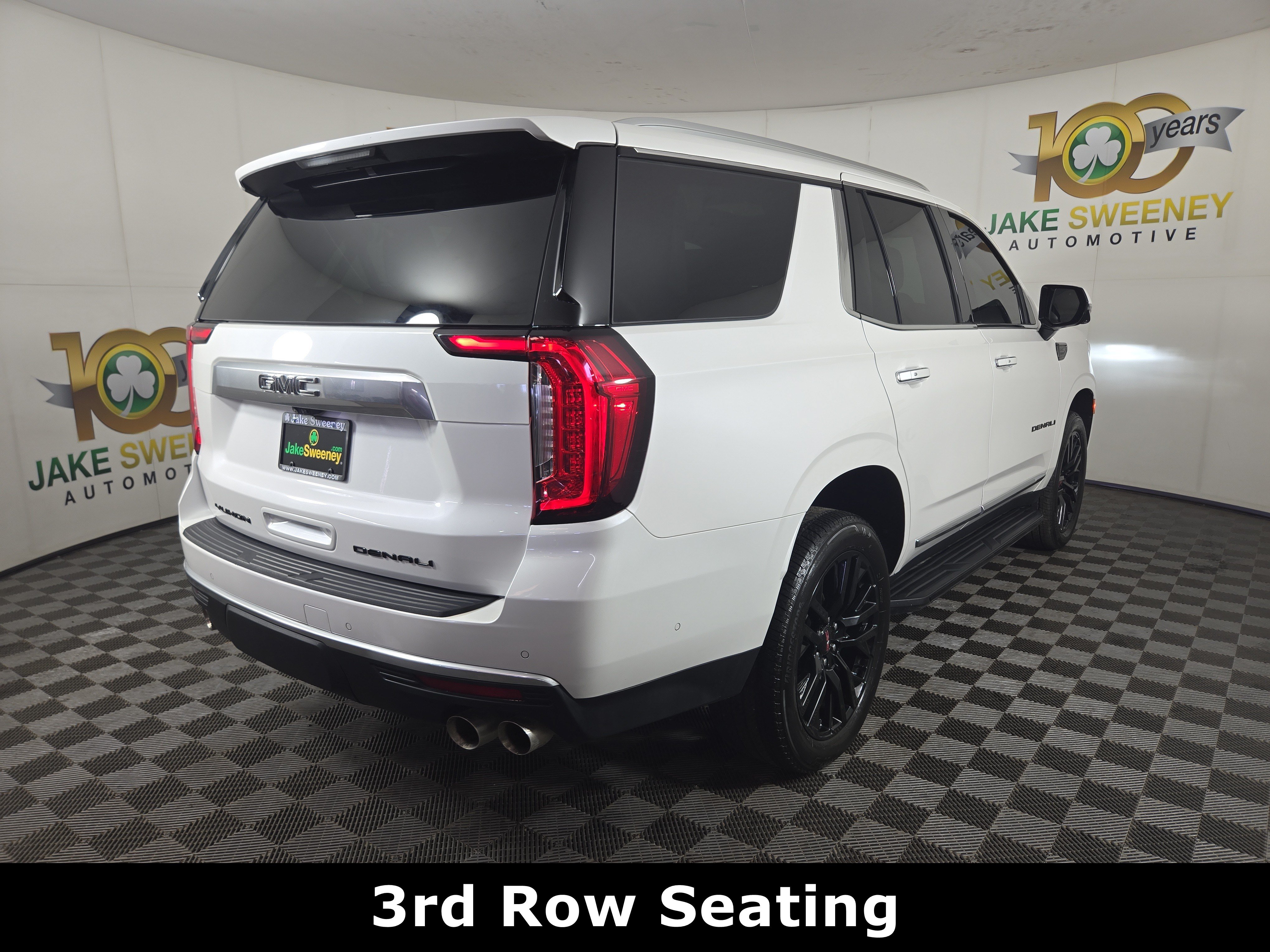 Certified 2024 GMC Yukon Denali w/ Advanced Technology Package AWD/4WD image 9