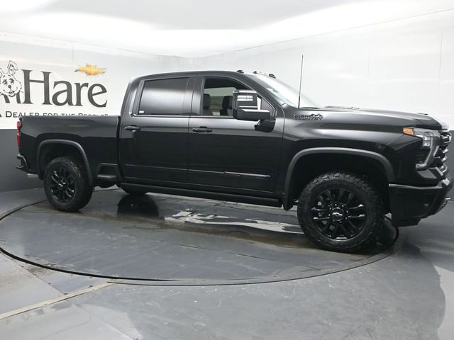 New 2026 Chevrolet Silverado 2500 High Country w/ High Country Premium Package AWD/4WD image 6