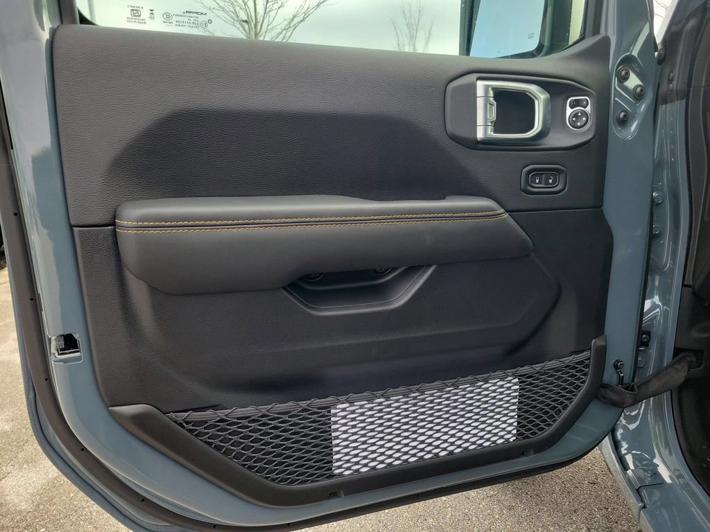 New 2026 Jeep Gladiator Sport AWD/4WD image 18