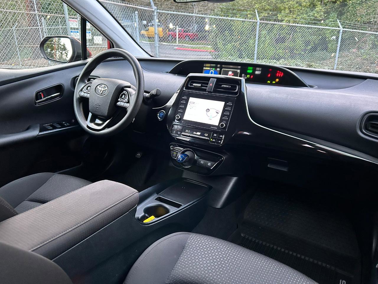 Used 2021 Toyota Prius LE AWD/4WD image 13