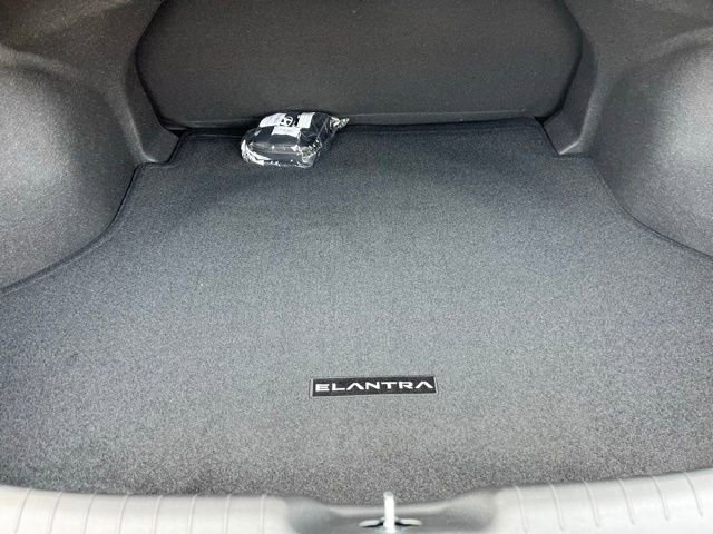 New 2026 Hyundai Elantra Sport FWD image 25