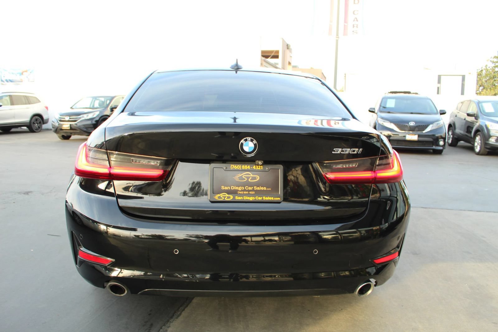 Used 2020 BMW 330i Sedan w/ Convenience Package RWD image 4