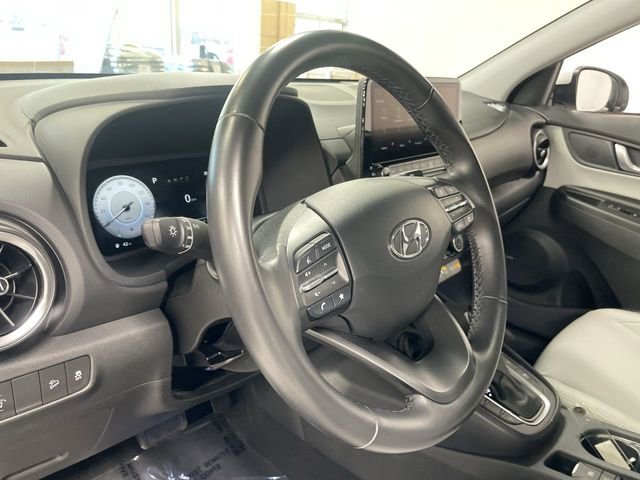 Used 2022 Hyundai Kona Limited AWD/4WD image 14