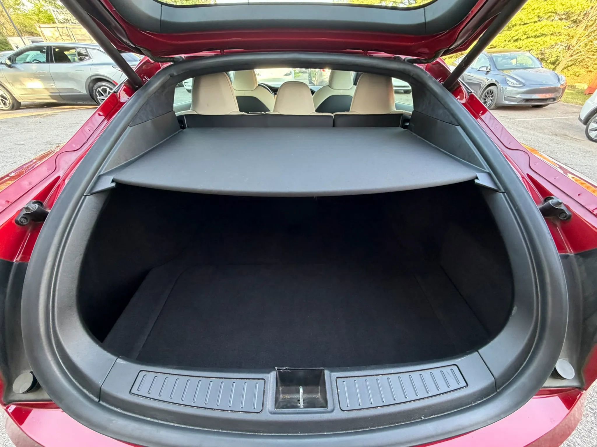 Used 2020 Tesla Model S Long Range AWD/4WD image 19