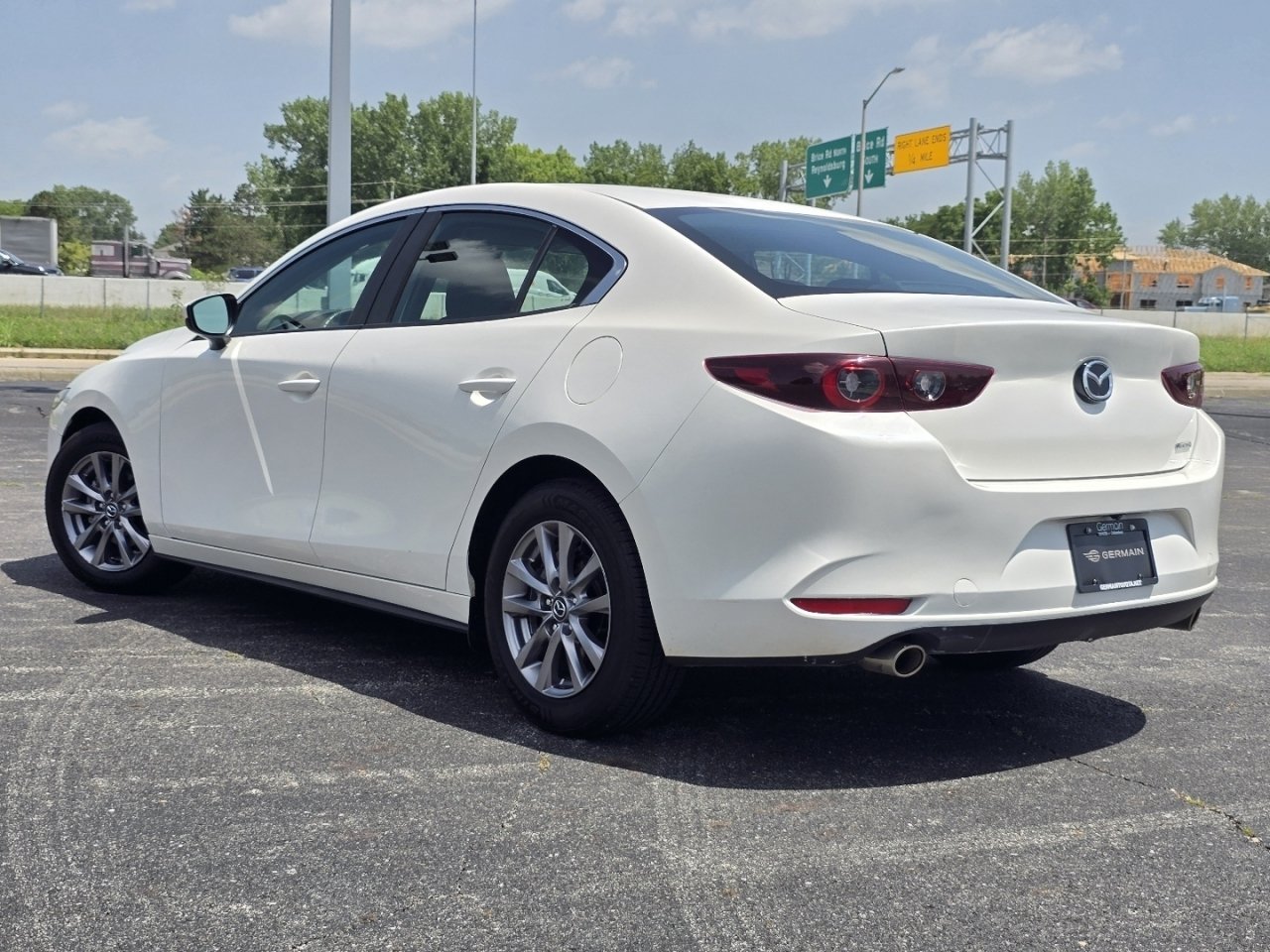 Used 2022 MAZDA MAZDA3 s FWD image 12