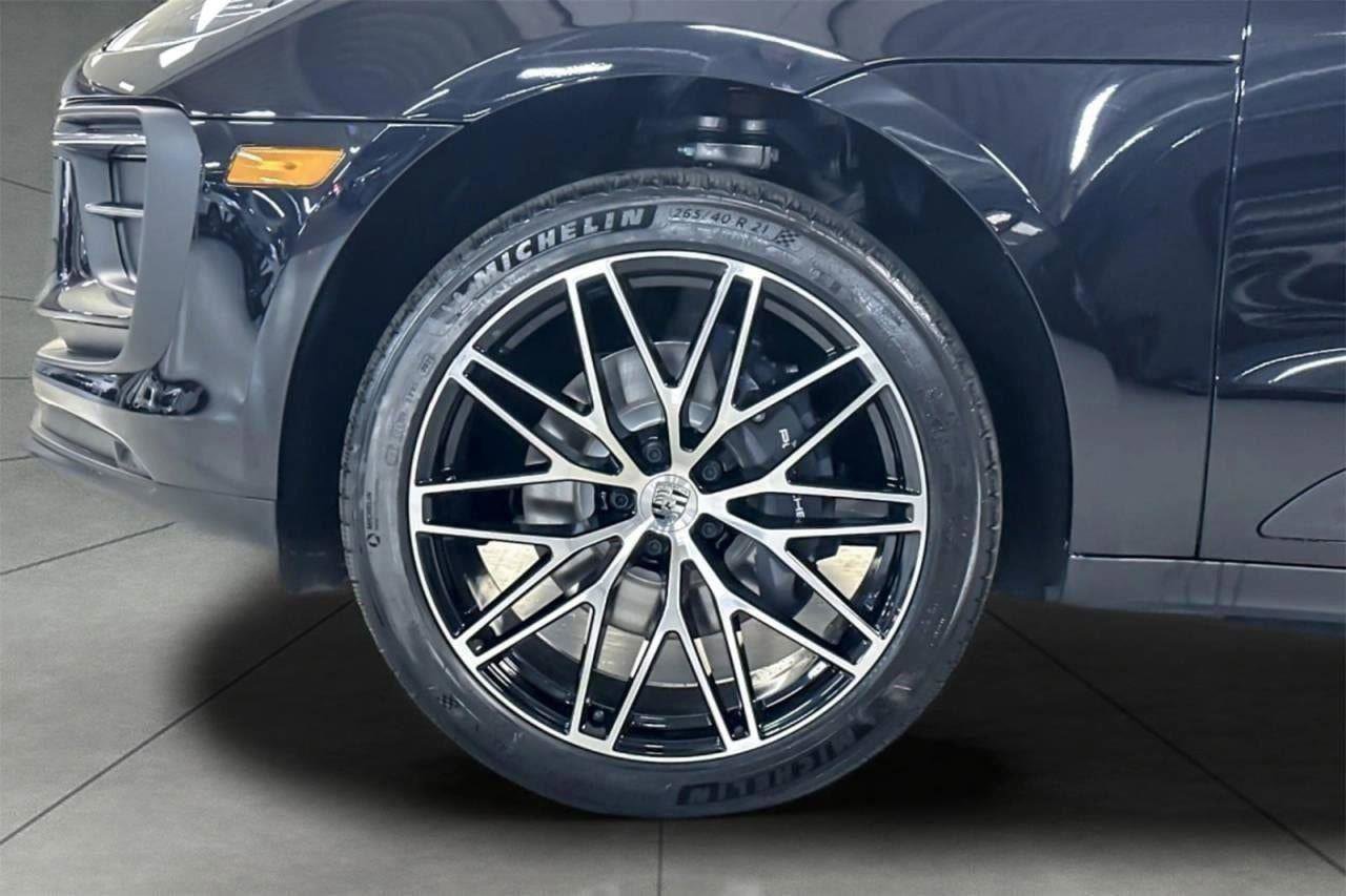 New 2025 Porsche Macan image 45