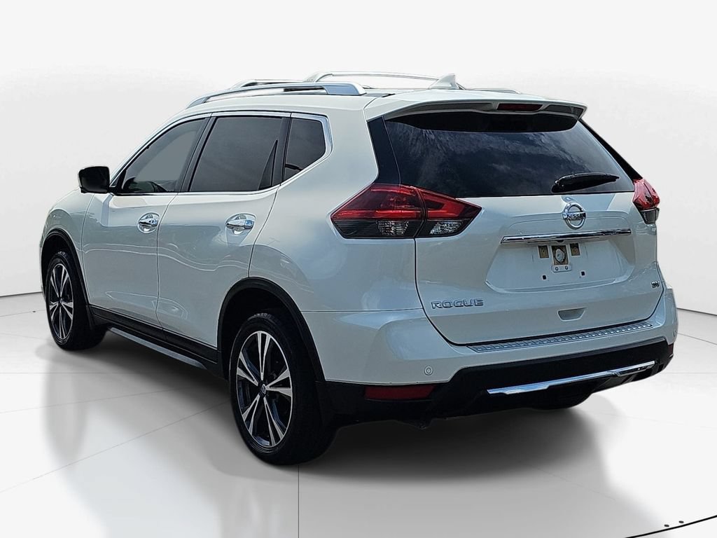 Used 2019 Nissan Rogue SV w/ Sun & Sound Touring Package FWD image 8