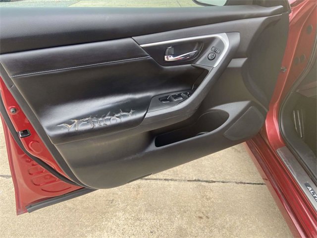 Used 2018 Nissan Altima 2.5 SR image 15