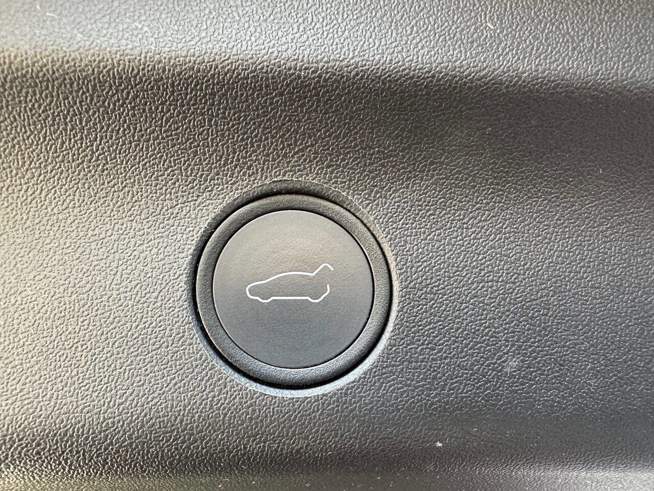 Used 2021 Tesla Model Y Long Range image 20