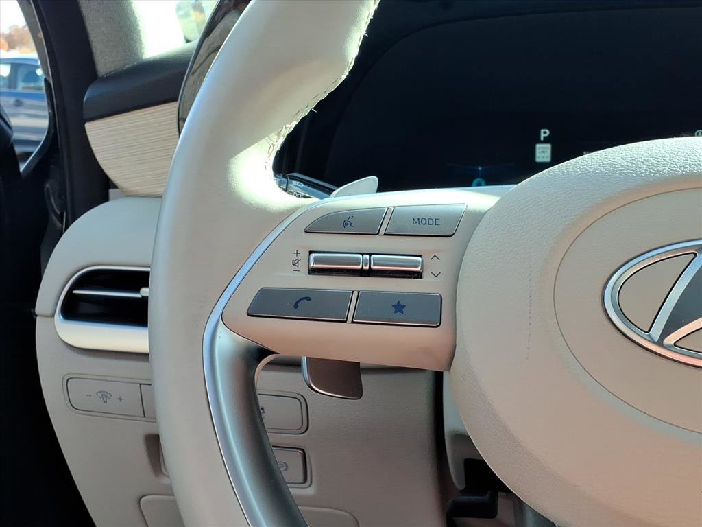 Used 2024 Hyundai Palisade Limited image 17