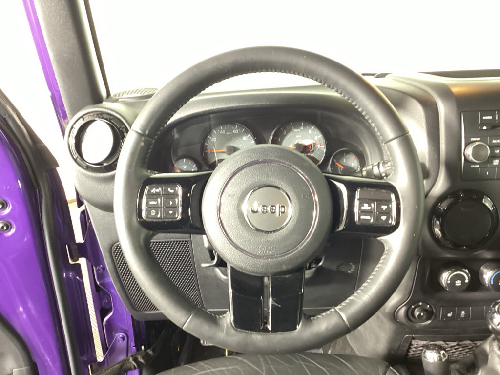 Used 2016 Jeep Wrangler Sahara AWD/4WD image 15