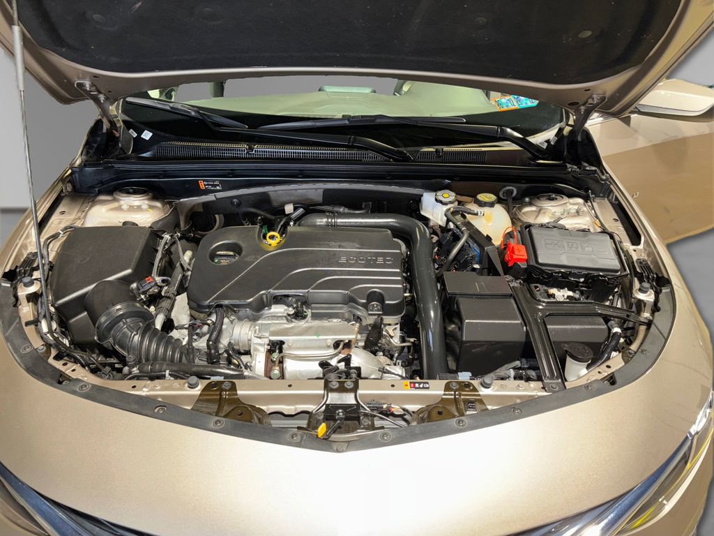 Used 2024 Chevrolet Malibu LT image 15