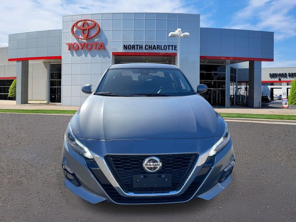 Used 2019 Nissan Altima 2.5 Platinum image 3