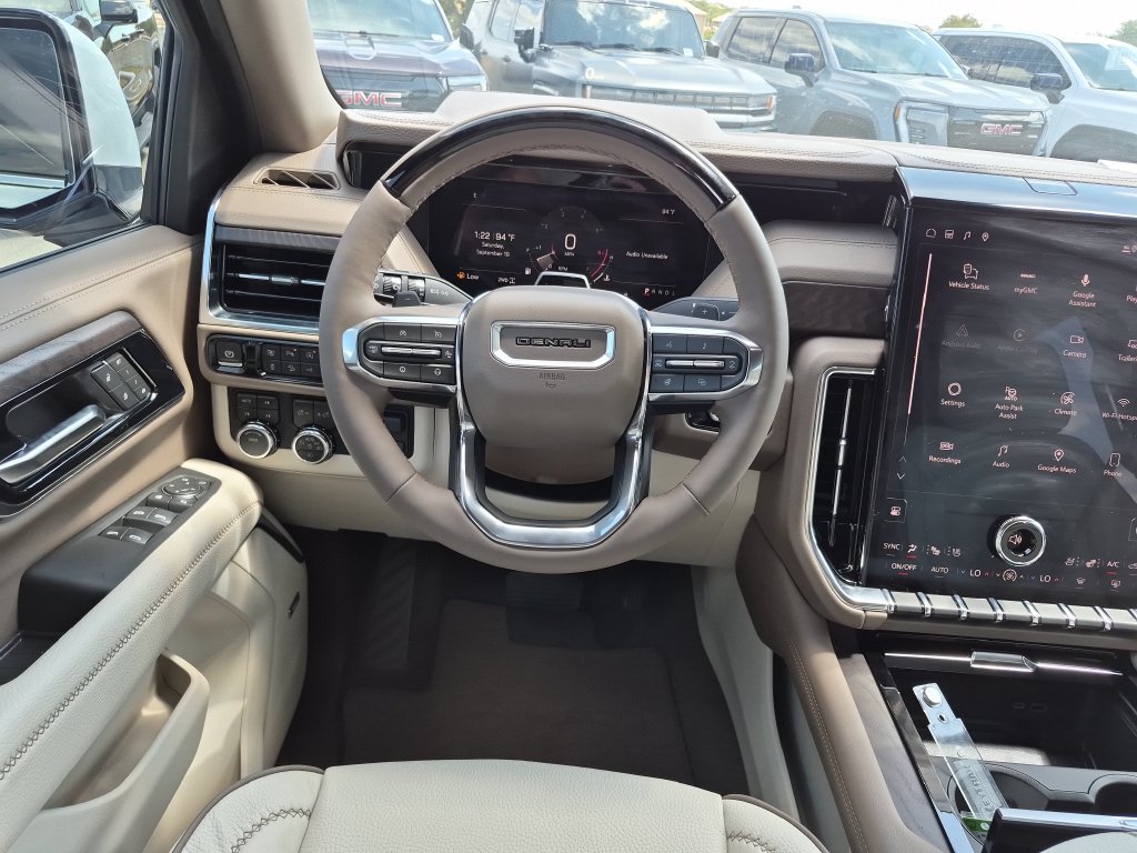 New 2026 GMC Yukon Denali w/ Denali Reserve Package AWD/4WD image 30