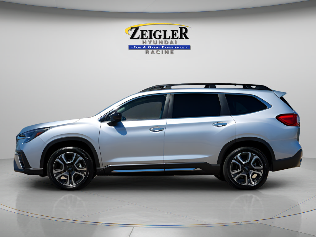 Used 2024 Subaru Ascent Touring AWD/4WD image 4