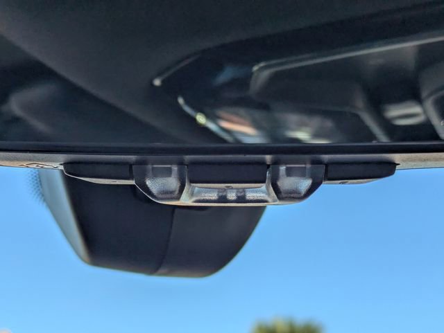 Used 2024 BMW 530i xDrive w/ Premium Package image 32