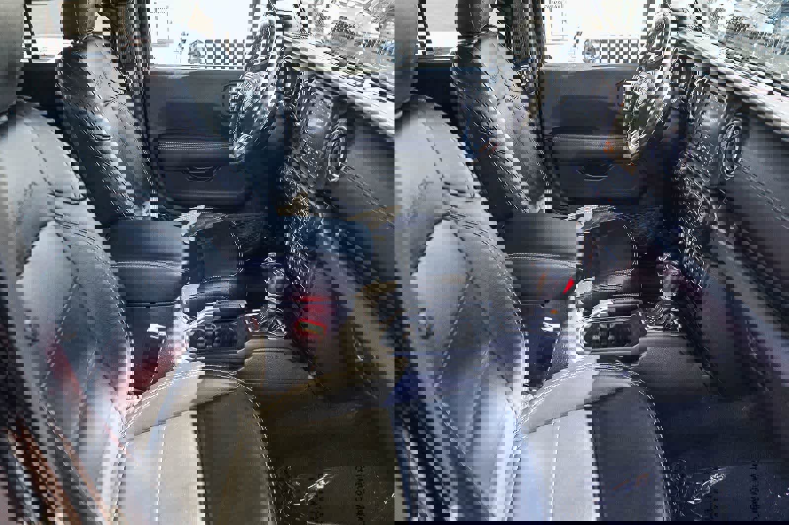 Used 2022 Jeep Wrangler Unlimited Sahara w/ Cold Weather Group image 14