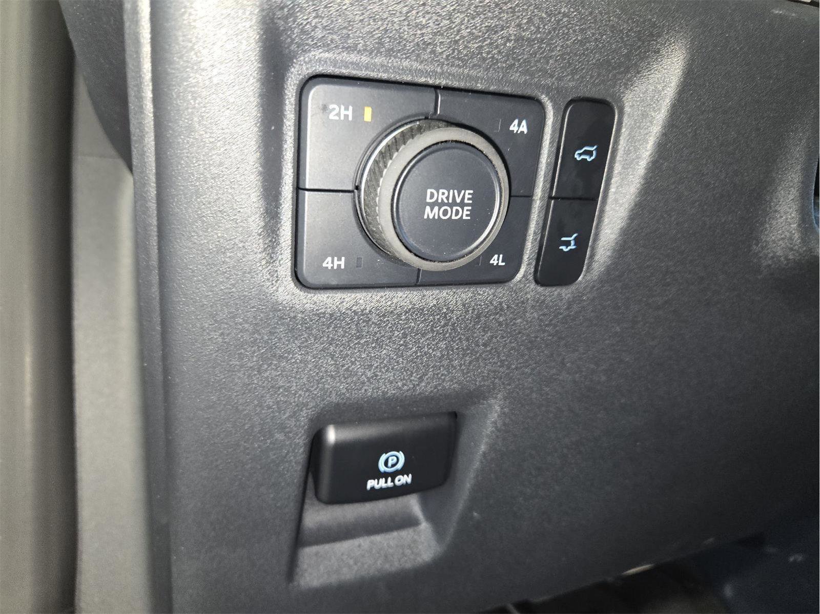 Used 2025 Ford Expedition Max Active image 20