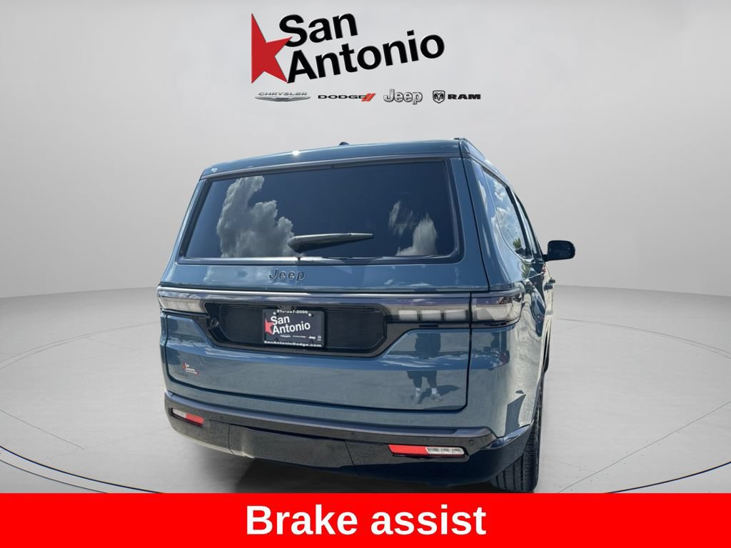 Used 2026 Jeep Grand Wagoneer Limited AWD/4WD image 14