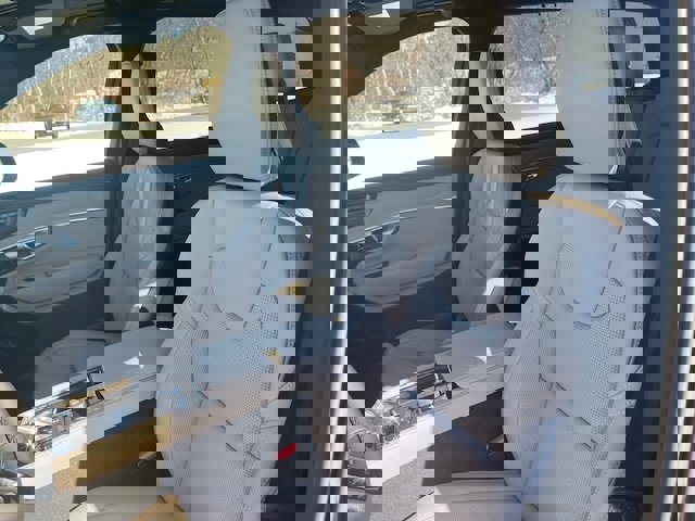 New 2026 Volvo XC90 T8 Ultra w/ Protection Package Premier image 11