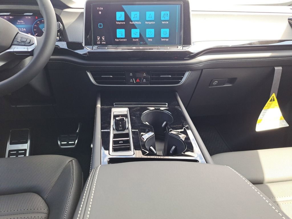 New 2026 Volkswagen Atlas Cross Sport SEL R-Line image 21