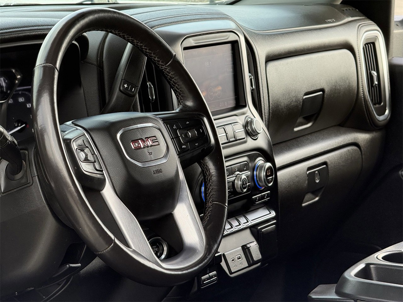 Certified 2023 GMC Sierra 2500 SLE w/ SLE Convenience Package image 10