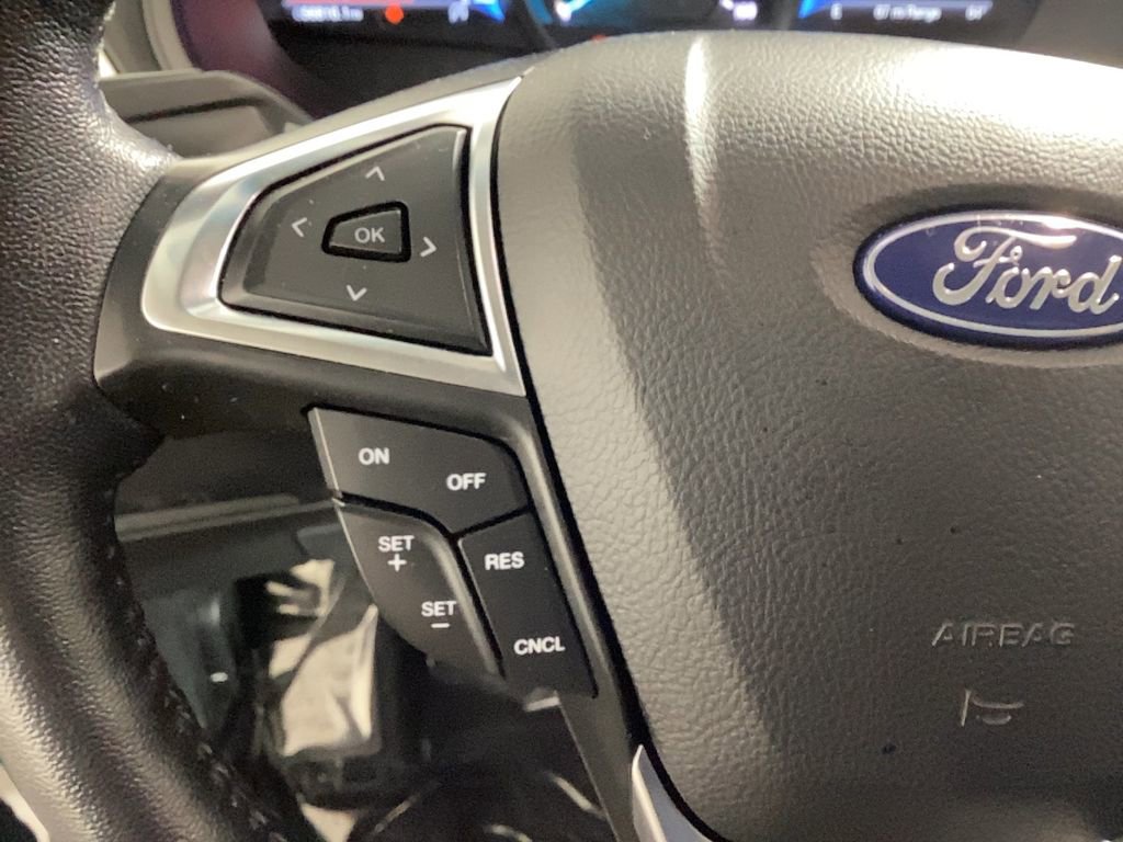 Used 2022 Ford Edge Titanium image 23