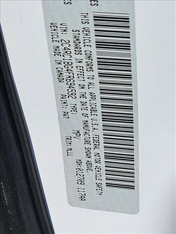 Used 2015 Chrysler Town & Country Touring FWD image 19