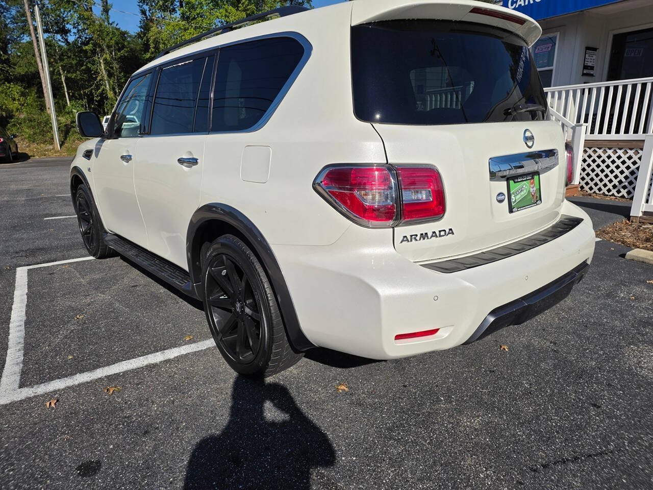 Used 2020 Nissan Armada SV w/ Driver Package AWD/4WD image 4
