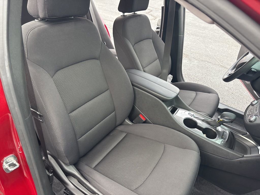 Used 2024 Chevrolet Malibu LT image 31