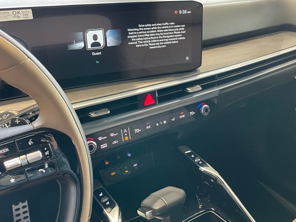 New 2026 Kia Sorento SX Prestige w/ Olive Brown Leather Package image 14