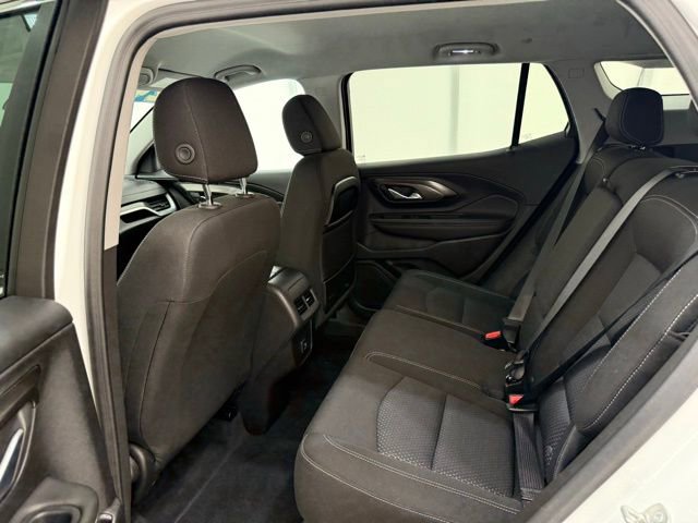 Used 2024 GMC Terrain SLE image 12