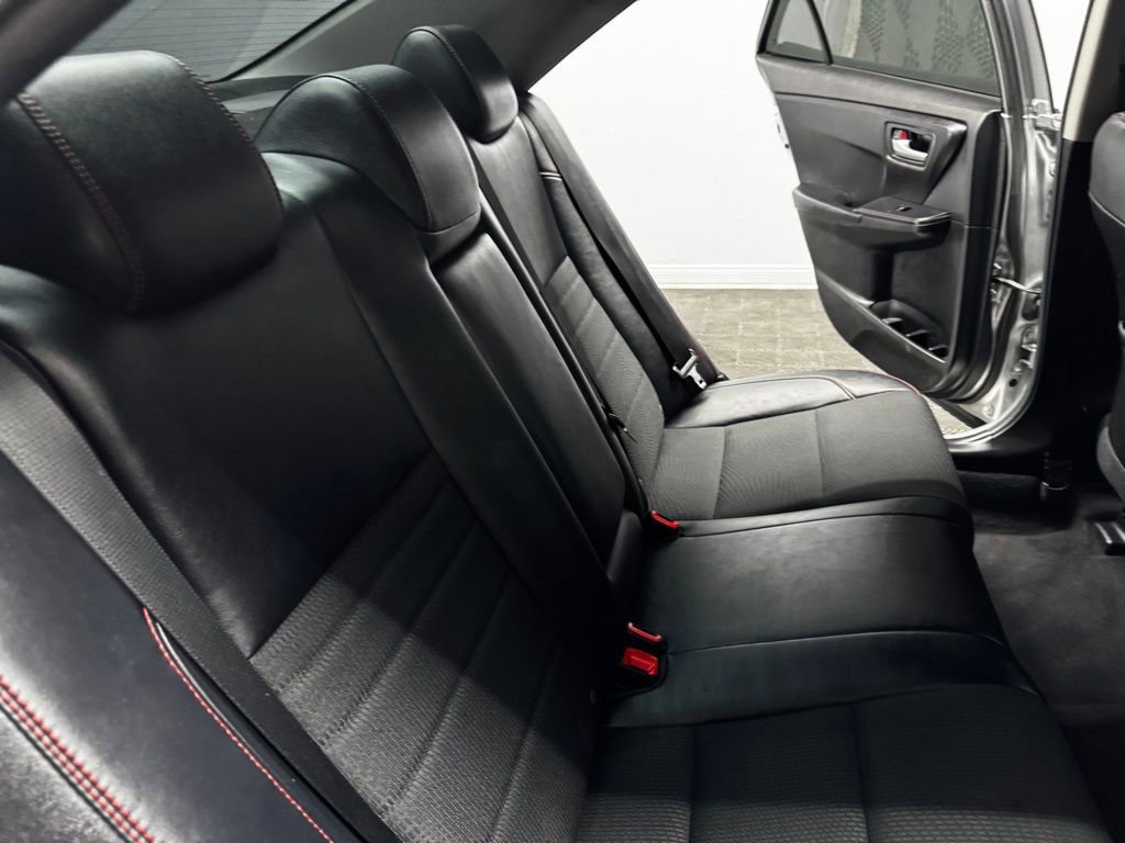 Used 2017 Toyota Camry SE FWD image 45