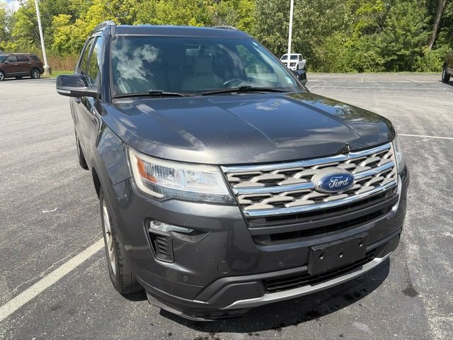 Used 2018 Ford Explorer XLT w/ Equipment Group 202A AWD/4WD image 7