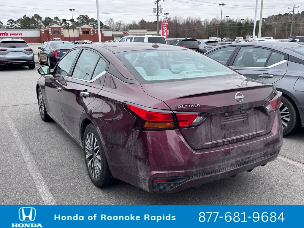 Used 2024 Nissan Altima 2.5 SV image 5