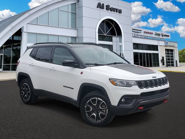 New 2026 Jeep Compass Trailhawk w/ Sun, Sound & Navigation Group AWD/4WD image 1