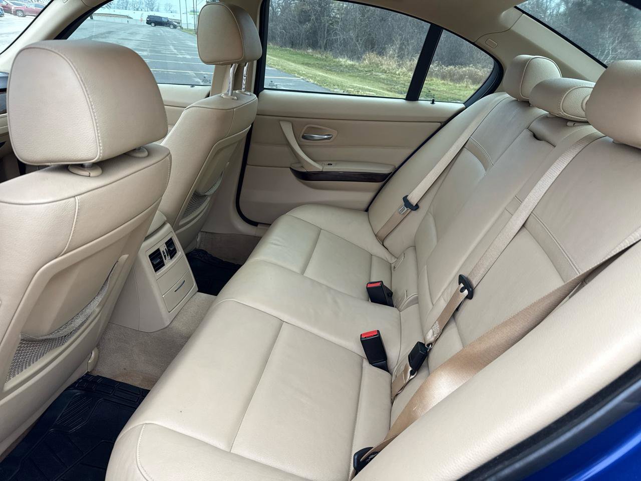 Used 2009 BMW 335i xDrive 4dr Sdn 335i xDrive AWD image 17