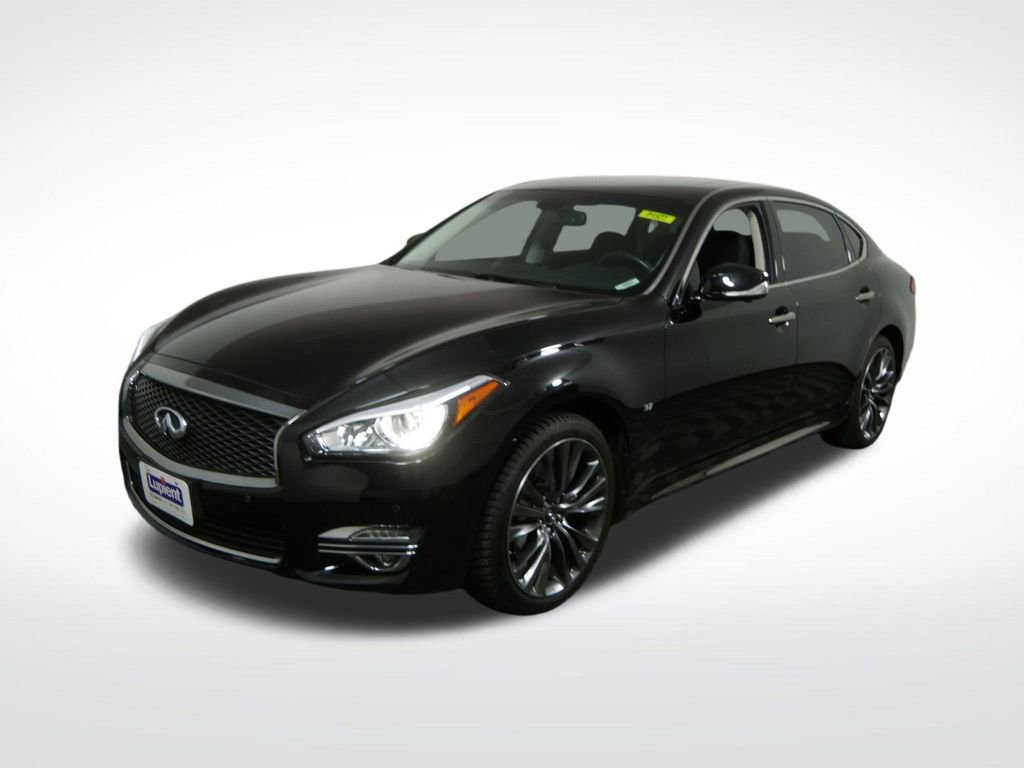 Used 2018 INFINITI Q70 L 3.7 AWD/4WD image 11