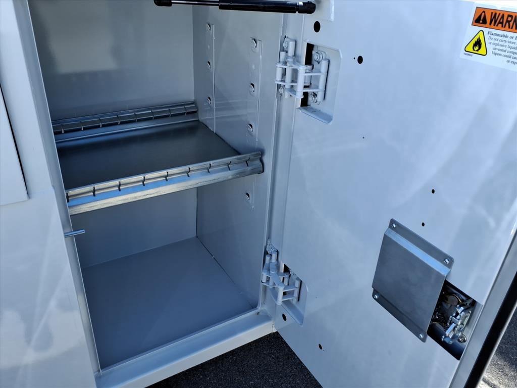 New 2026 RAM 5500 Tradesman w/ Chrome Appearance Group AWD/4WD image 21