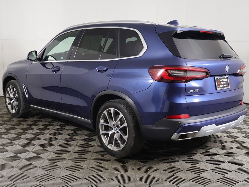 Used 2022 BMW X5 xDrive40i AWD/4WD image 11