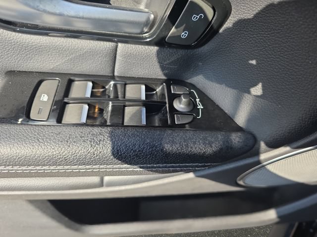 Used 2017 Land Rover Range Rover Evoque SE Premium AWD/4WD image 30