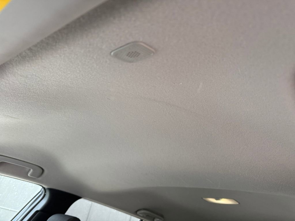 Used 2024 Toyota Corolla Cross LE image 29