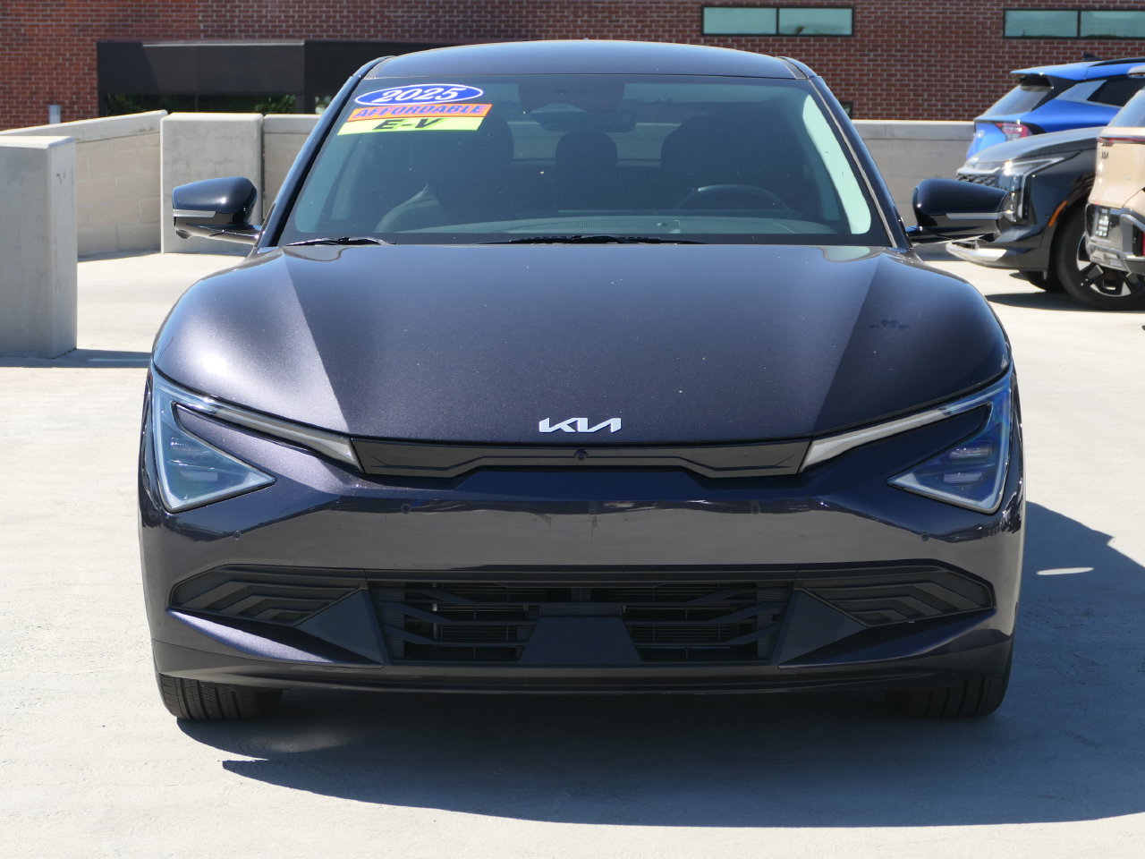 Certified 2025 Kia EV6 Light w/ Light LR Technology Package AWD/4WD image 7