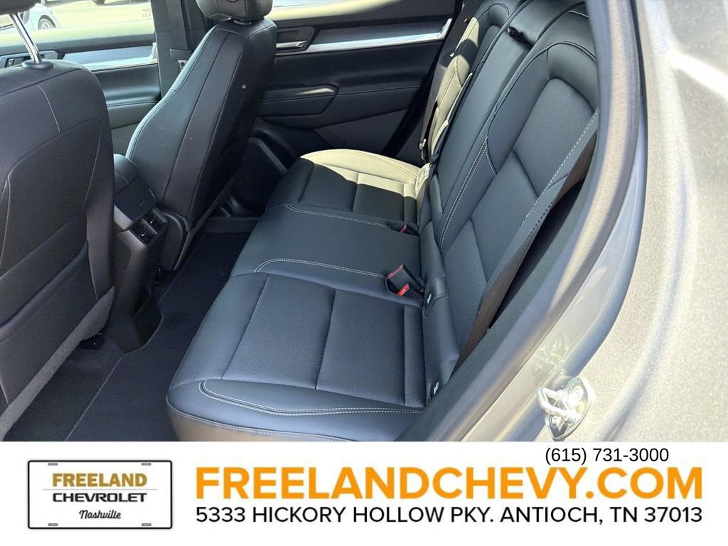 Used 2026 GMC Terrain Elevation w/ Elevation Premium Package FWD image 16