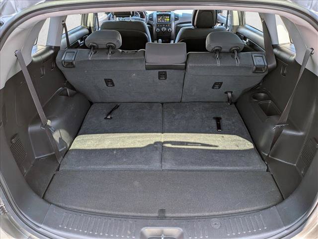 Used 2013 Kia Sorento LX AWD/4WD image 6