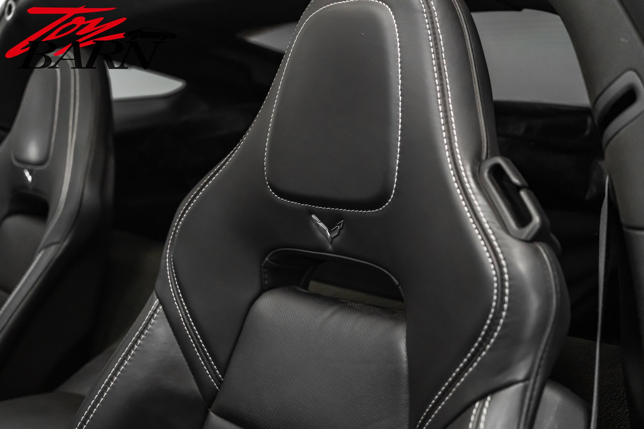 Used 2014 Chevrolet Corvette Z51 w/ 2LT Preferred Equipment Group image 33