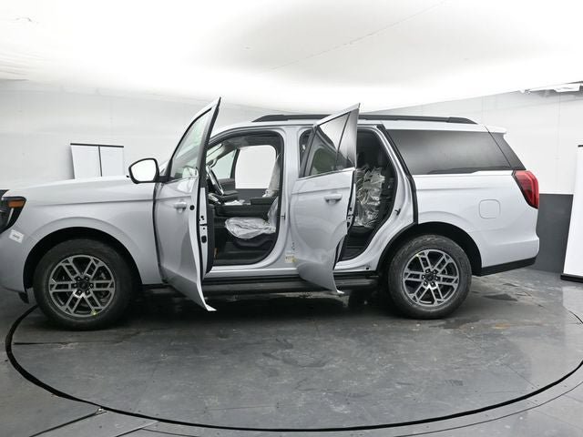 New 2026 Ford Expedition Active AWD/4WD image 36